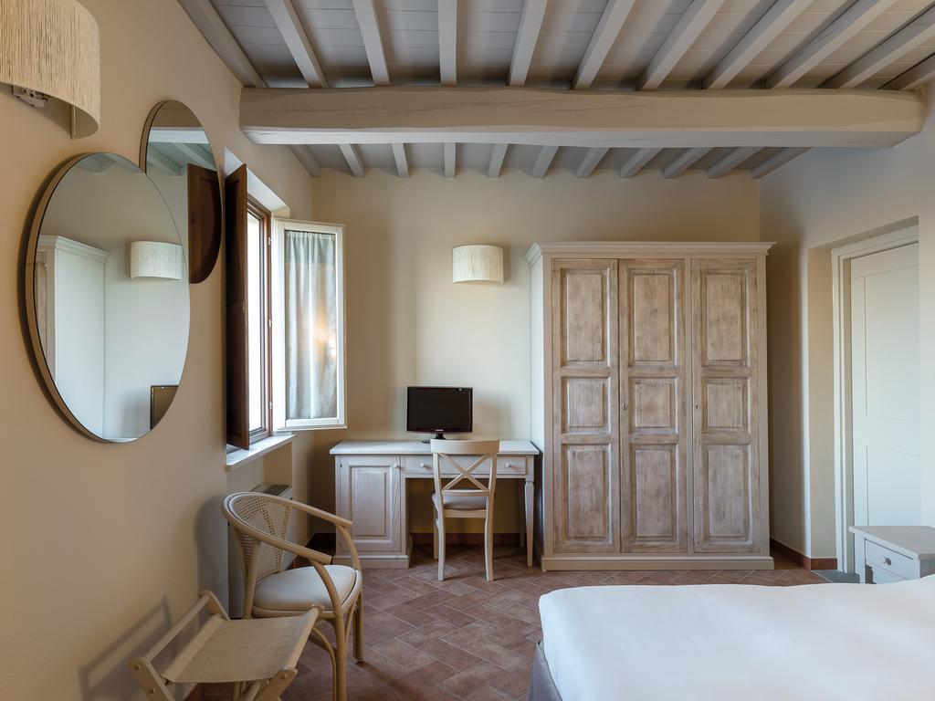 פונסאקו Resort Casale Le Torri מראה חיצוני תמונה