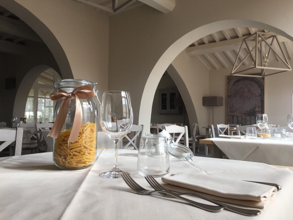 פונסאקו Resort Casale Le Torri מראה חיצוני תמונה